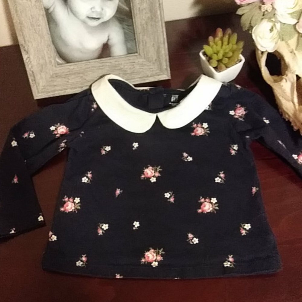 Baby gap long sleeve shirt